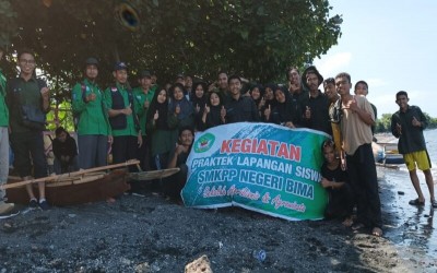 Pelayanan kesehatan ternak SMKPPN Bima di desa Sowa dan Sai kecamatan Soromandi Kabupaten Bima